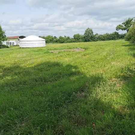 Nomads And Yurt Villa Ballymoneen